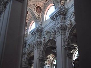 St. Stephan inside